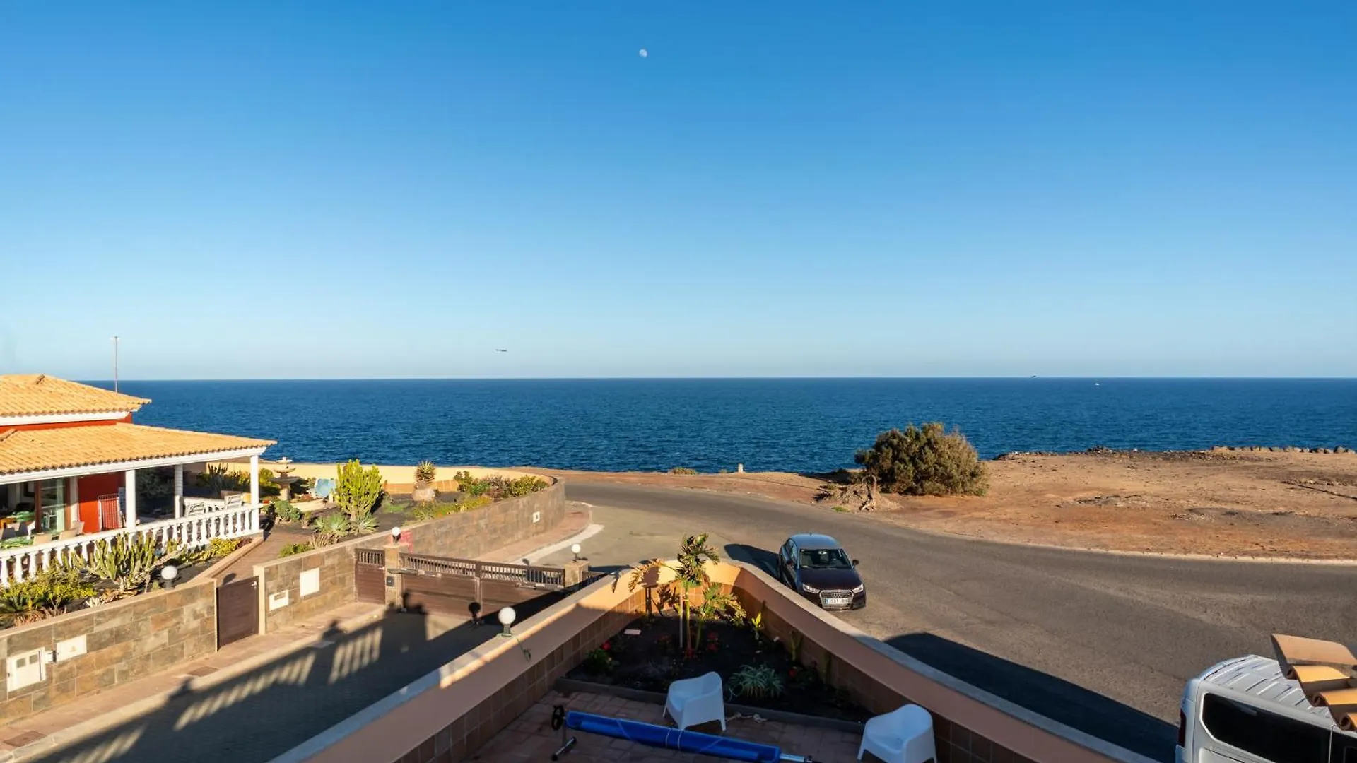 Villa Atlantica - Cliffside Retreat Antigua